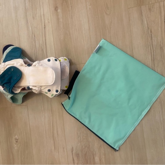 Grovia Double Lined All in one Colorful Patterned Cloth Diapers Set - Picture 12 of 12